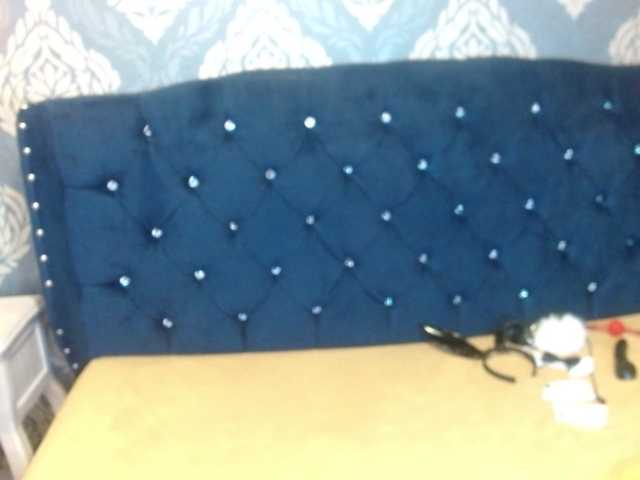 sofiacowperx's BongaCams show and profile