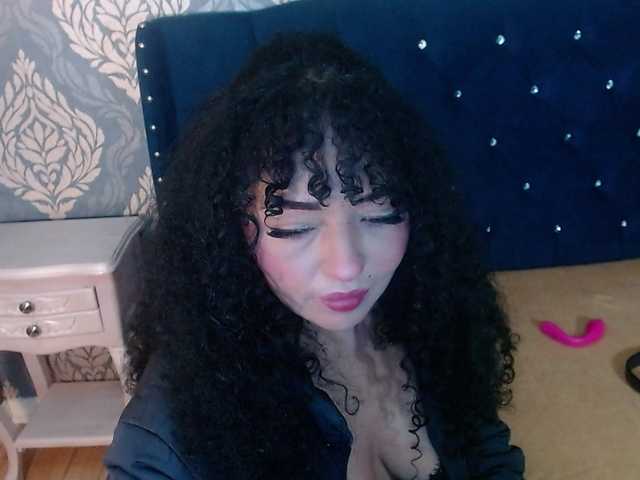 sofiacowperx's BongaCams show and profile