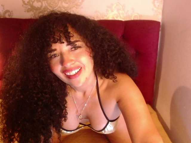 sofiacowperx's BongaCams show and profile