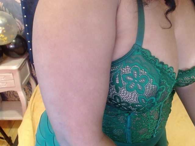 sofiacowperx's BongaCams show and profile