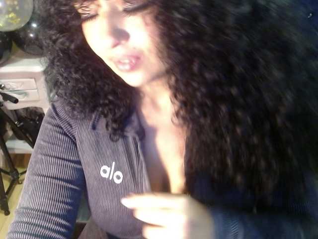 sofiacowperx's BongaCams show and profile