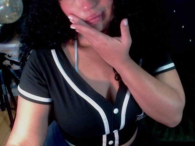 sofiacowperx's BongaCams show and profile