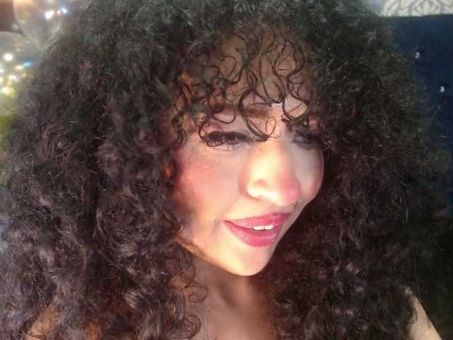 sofiacowperx's BongaCams show and profile