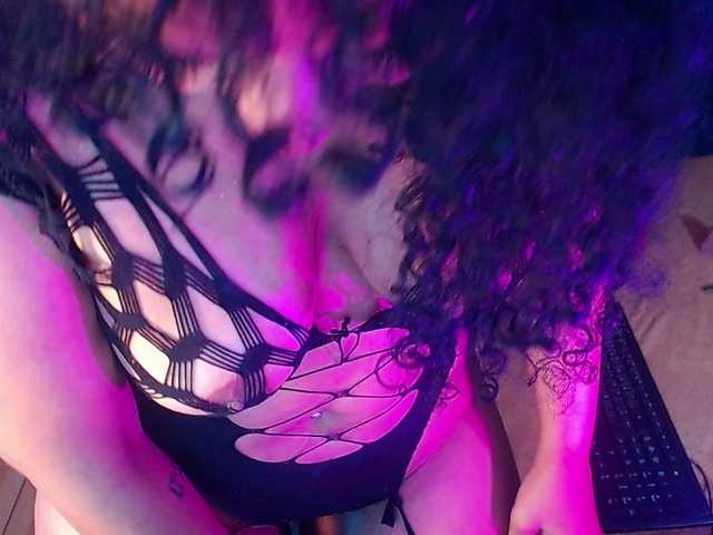 sofiacowperx's BongaCams show and profile