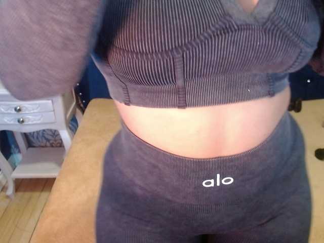 sofiacowperx's BongaCams show and profile