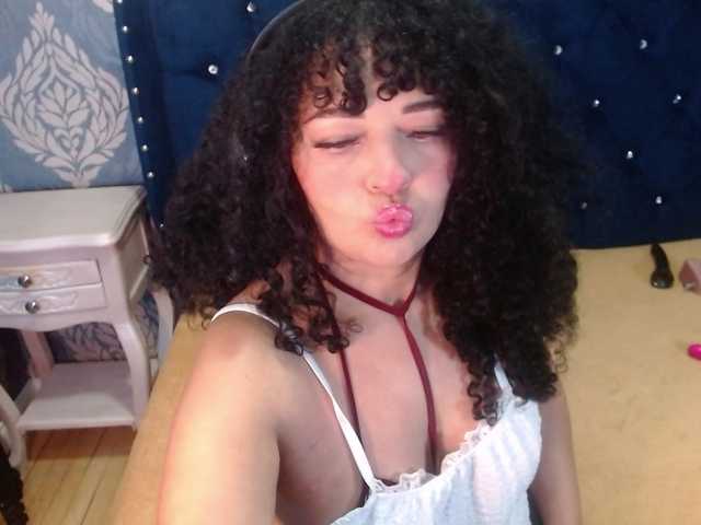 sofiacowperx's BongaCams show and profile