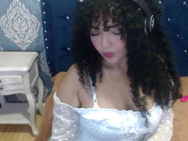 sofiacowperx webcam