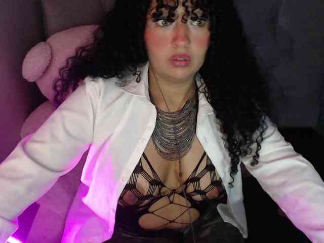 sofiacowperx webcam