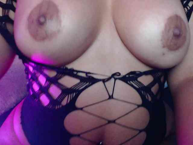 sofiacowperx webcam