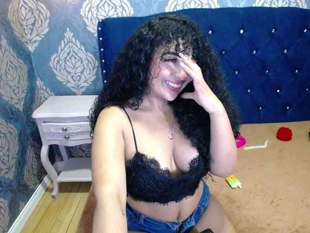 sofiacowperx