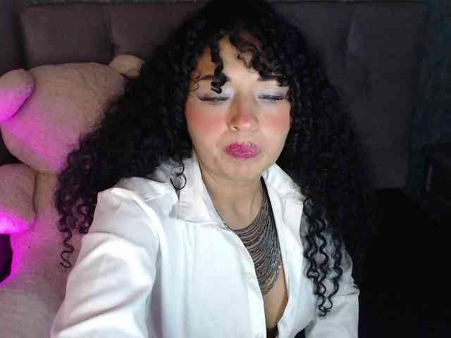 sofiacowperx webcam