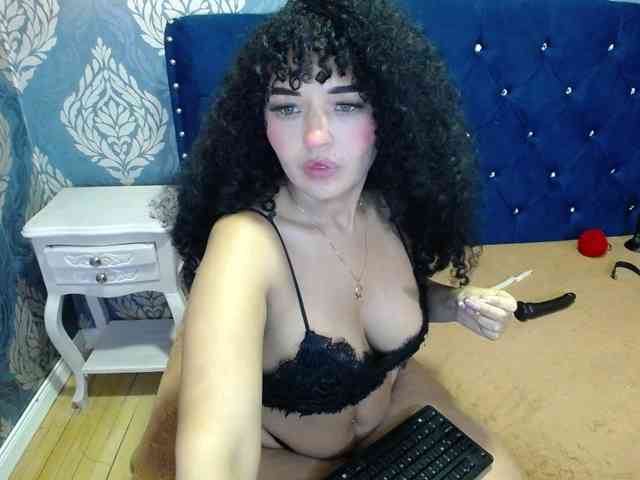 sofiacowperx