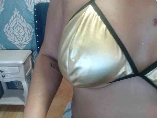 sofiacowperx webcam