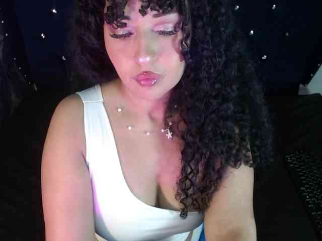 sofiacowperx webcam