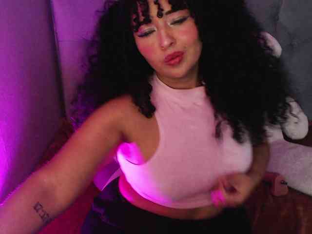 sofiacowperx webcam