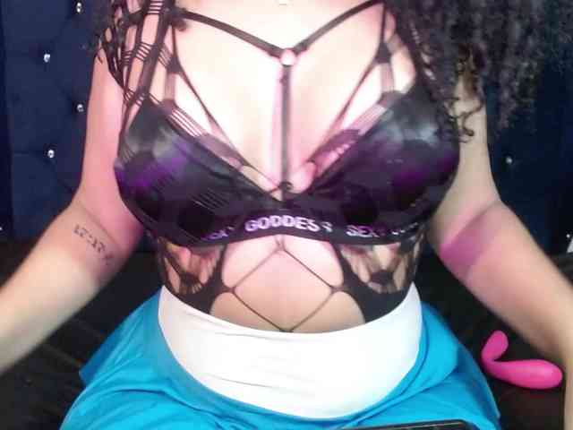 sofiacowperx webcam