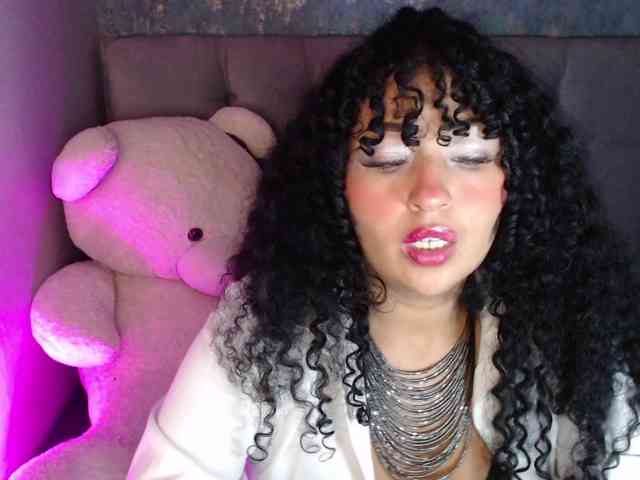 sofiacowperx webcam