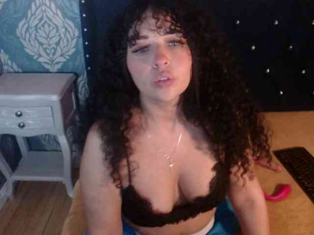 sofiacowperx webcam