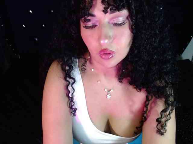 sofiacowperx webcam