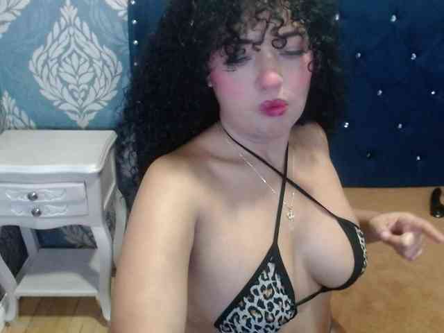 sofiacowperx webcam