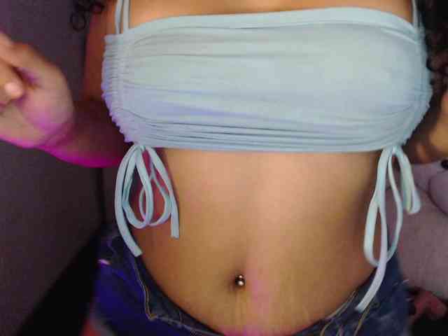 sofiacowperx webcam