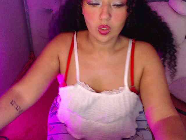 sofiacowperx webcam