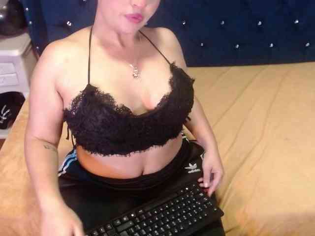sofiacowperx webcam