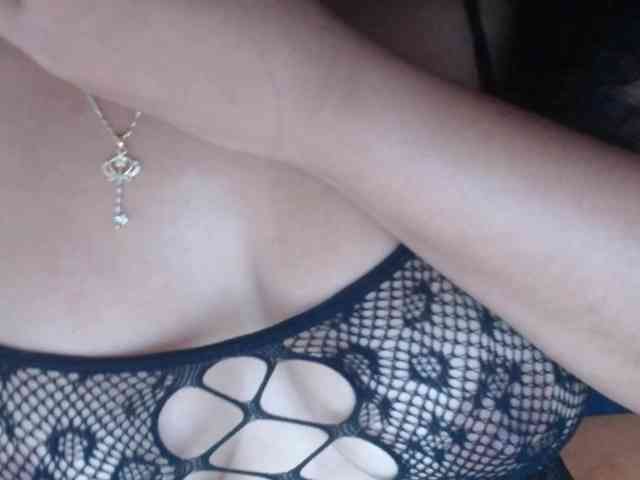 sofiacowperx webcam