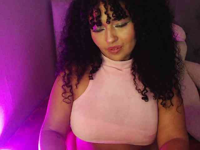 sofiacowperx webcam