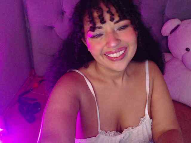 sofiacowperx webcam