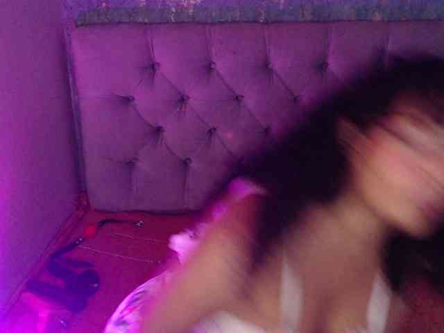 sofiacowperx webcam