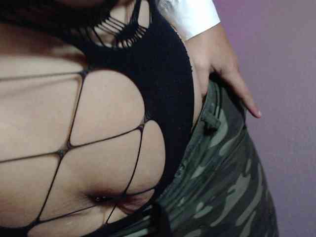 sofiacowperx webcam