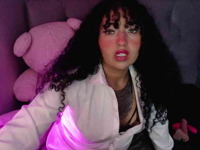 sofiacowperx webcam