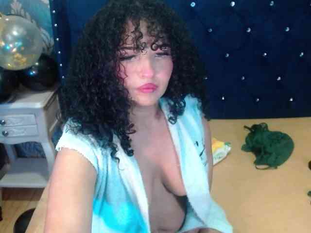 sofiacowperx Live Webcam on BongaCams