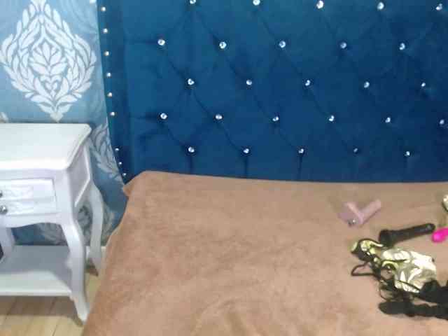 sofiacowperx webcam