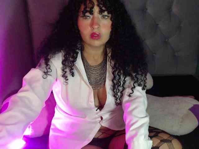 sofiacowperx