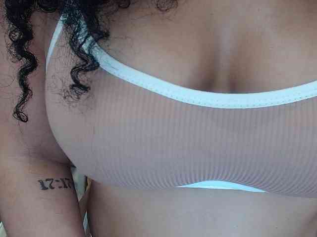 sofiacowperx webcam