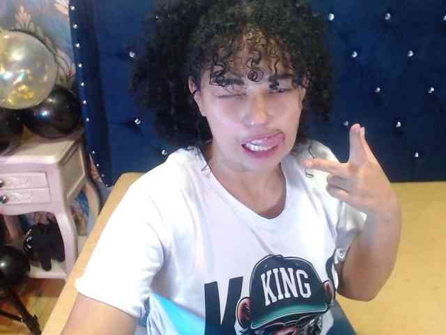 sofiacowperx Live Webcam on BongaCams