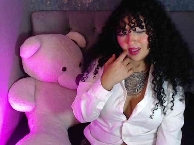 sofiacowperx webcam