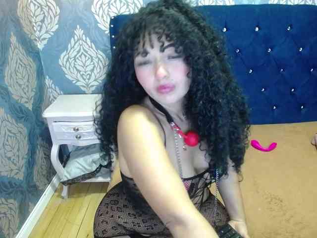 sofiacowperx