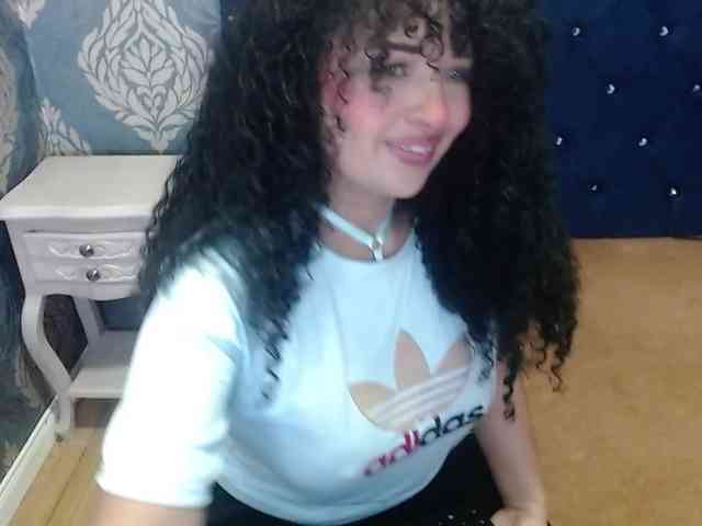 sofiacowperx webcam