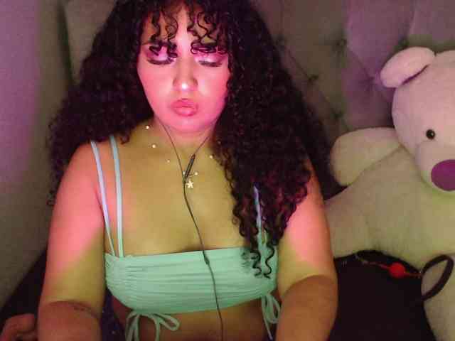 sofiacowperx webcam