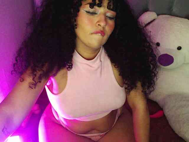 sofiacowperx webcam