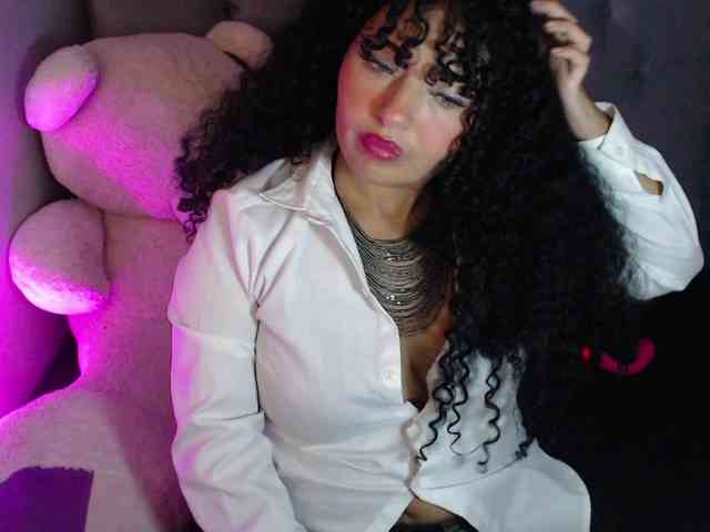 sofiacowperx webcam