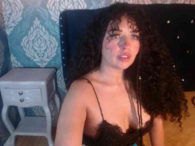 sofiacowperx webcam