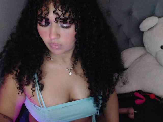 sofiacowperx webcam