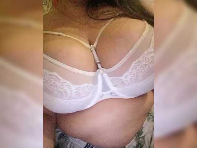 sexykucka's BongaCams show and profile