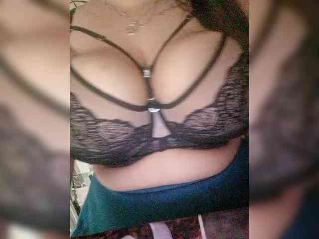 Xo4y-SeX-TpaX webcam