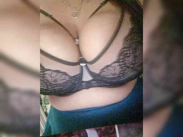Xo4y-SeX-TpaX webcam
