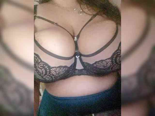 Xo4y-SeX-TpaX webcam